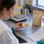 Analyse d'un échantillon de maca et de son certificat