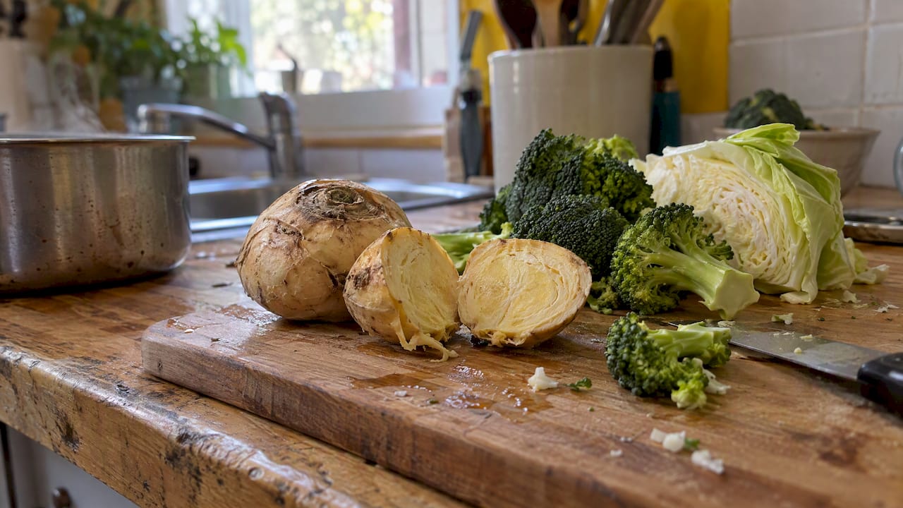 Maca cuite avec du chou et du brocoli